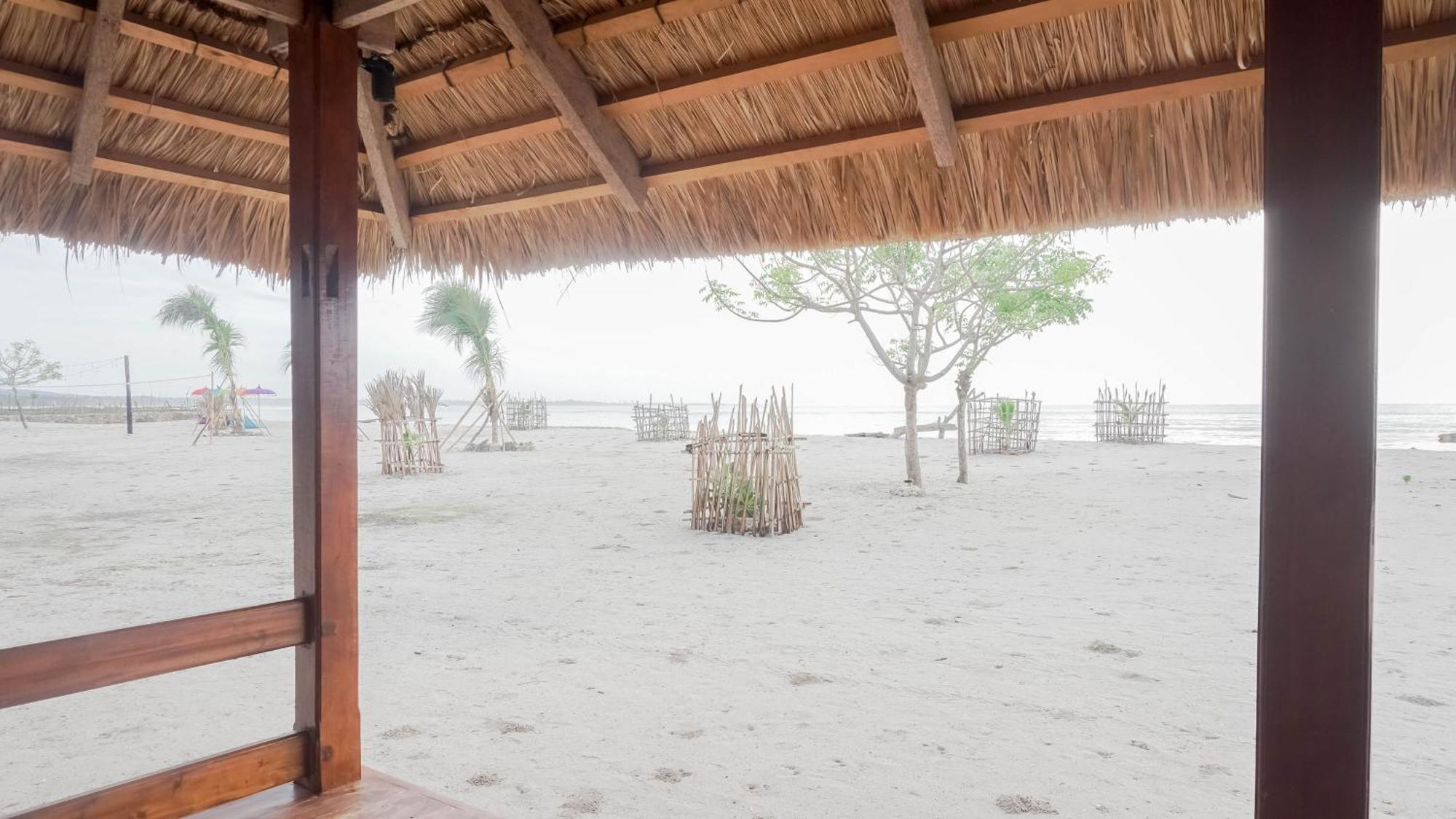 Costa Beach Resort & Club Waingapu Room photo