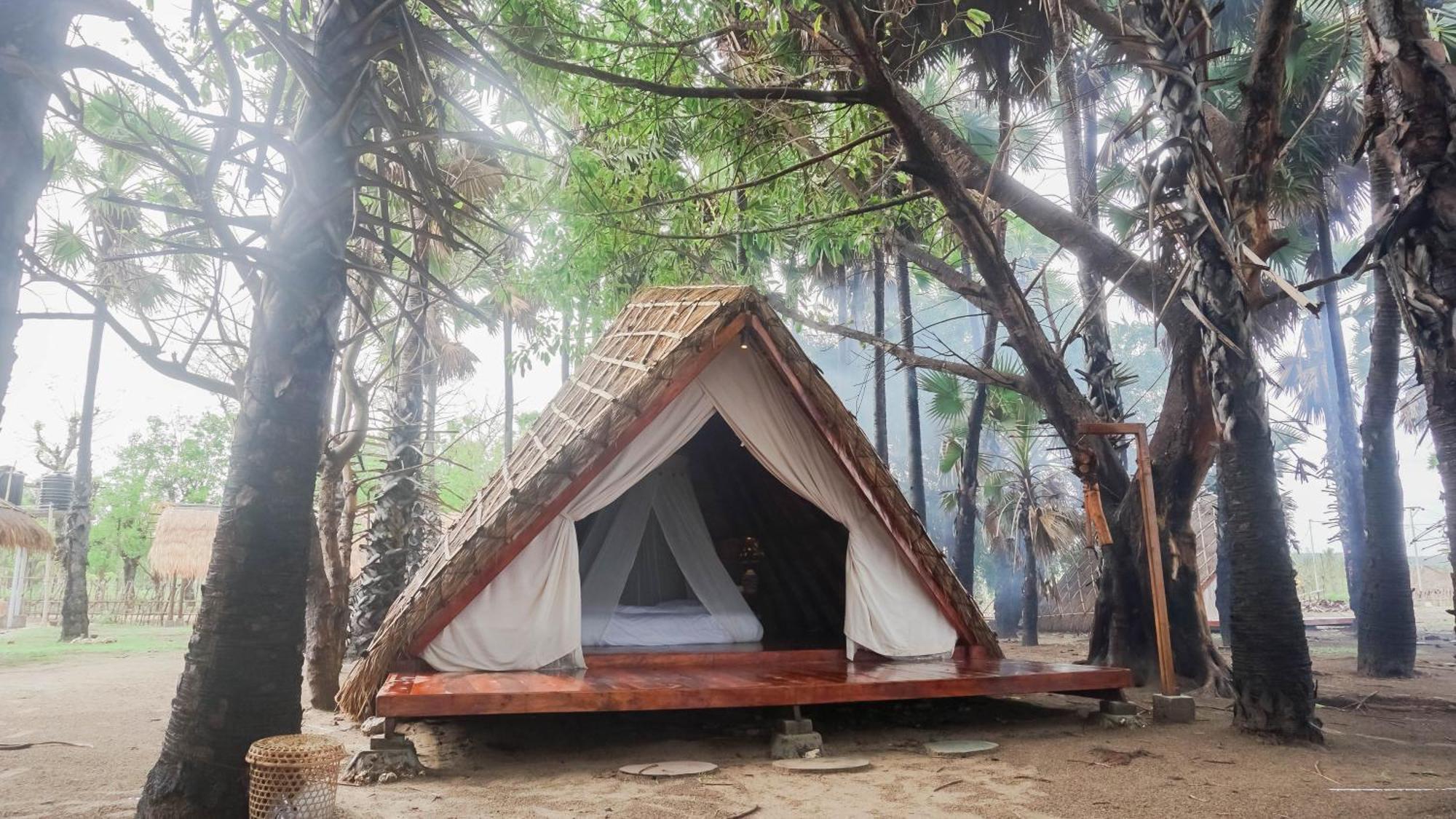 Costa Beach Resort & Club Waingapu Room photo
